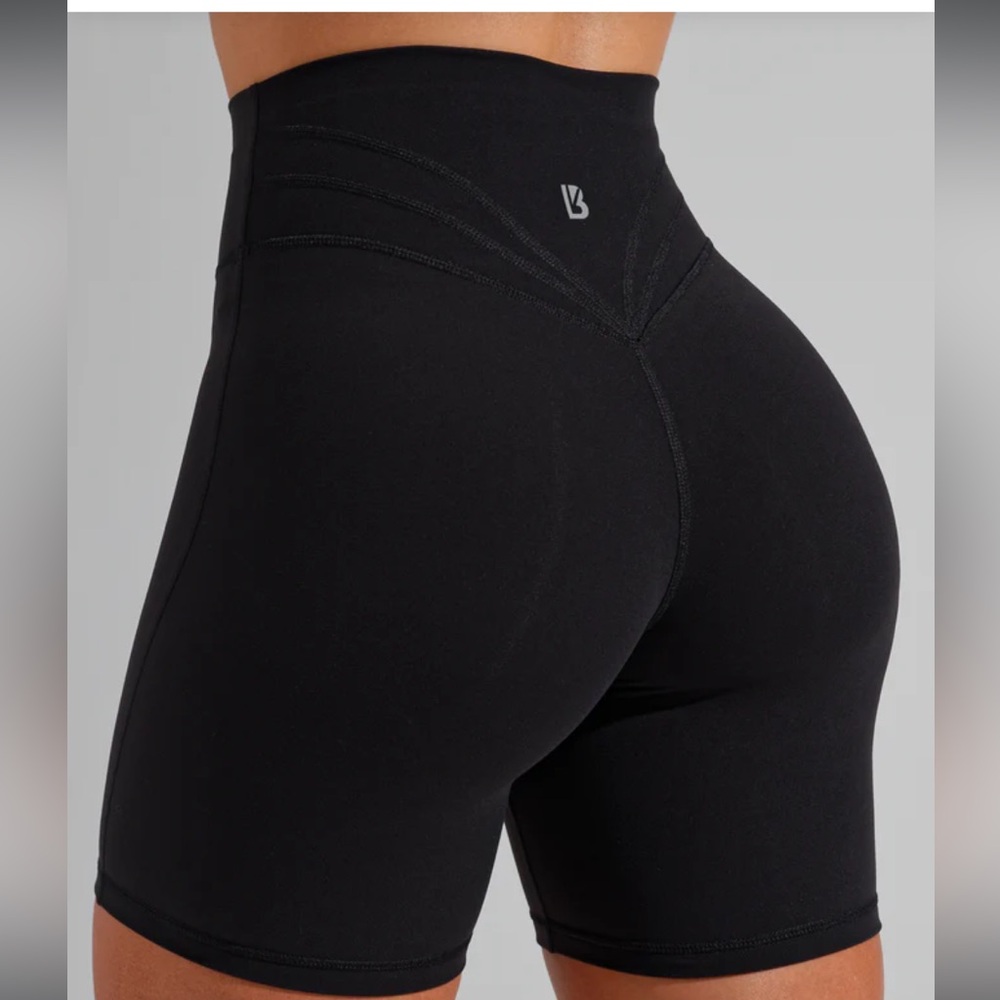 Buff Bunny Legacy Short 6” Onyx Black